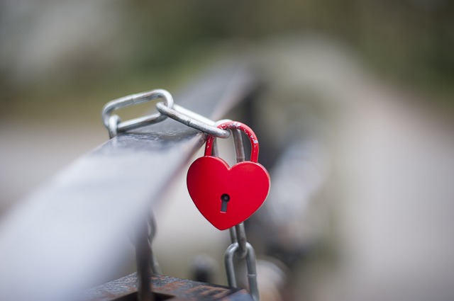 Die Seele heilen nach einer toxischen Beziehung ist sehr wichtig, denn all die Gemeinheiten lassen Spuren in uns und wir wollen wieder frei und glücklich leben, indem wir wieder lernen uns selbst zu lieben.